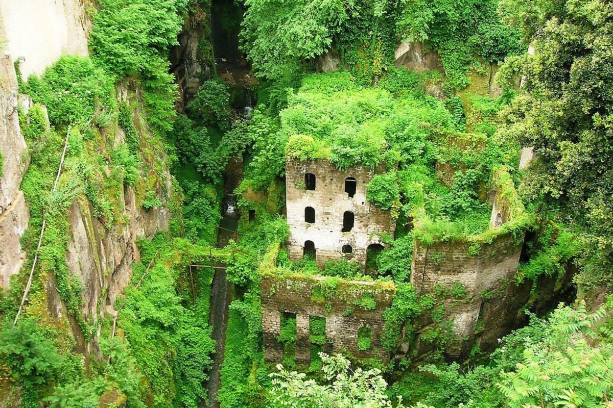 Meraviglie dal mondo: il Vallone dei Mulini di Sorrento