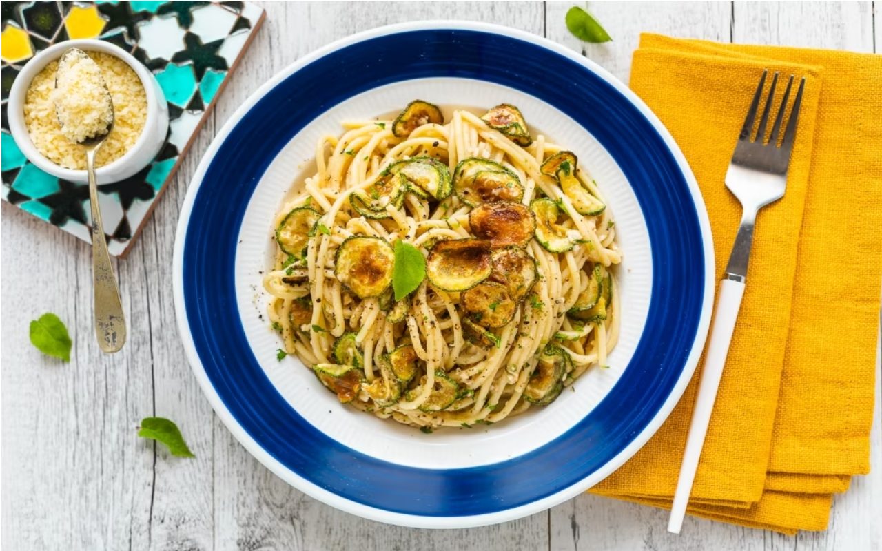 Scopri gli Spaghetti alla Nerano: Sapori della Costiera Sorrentina