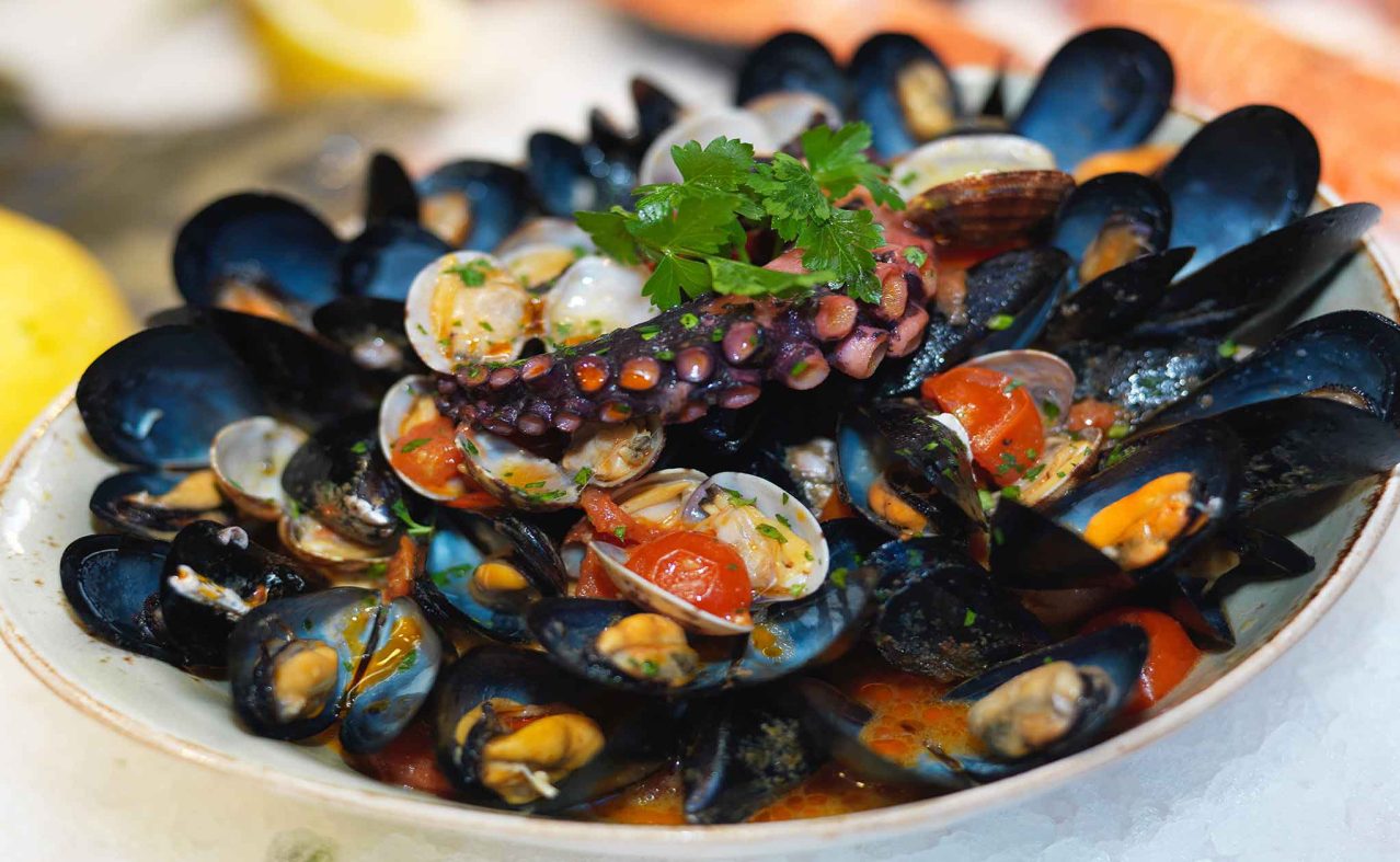 Zuppa di cozze, tradizione del giovedì Santo